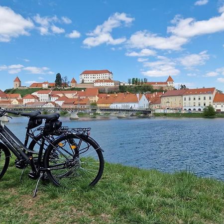 Hotel Pomaranca Ptuj Zewnętrze zdjęcie