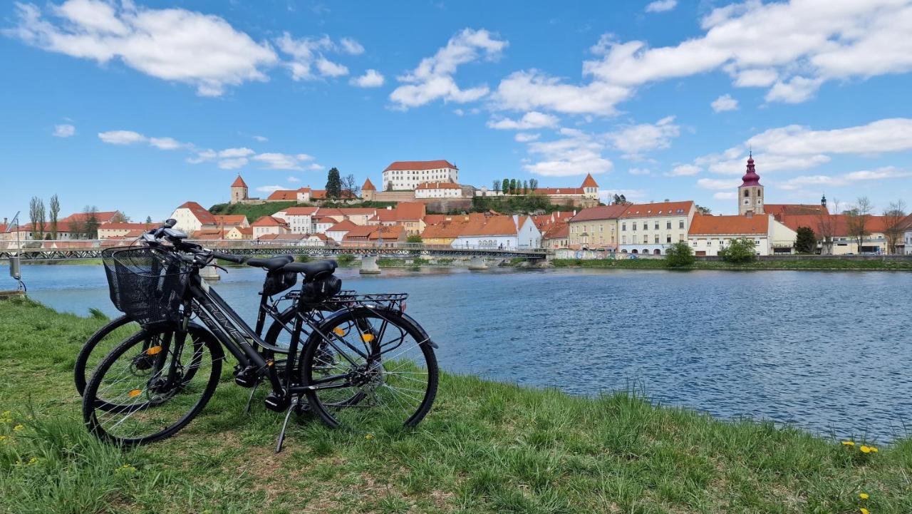 Hotel Pomaranca Ptuj Zewnętrze zdjęcie